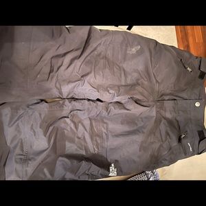 Youth size large snow pants North Face